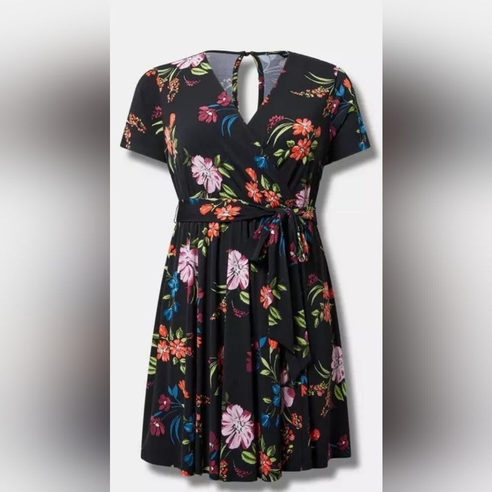 Torrid Surplice Floral Romper Size 3